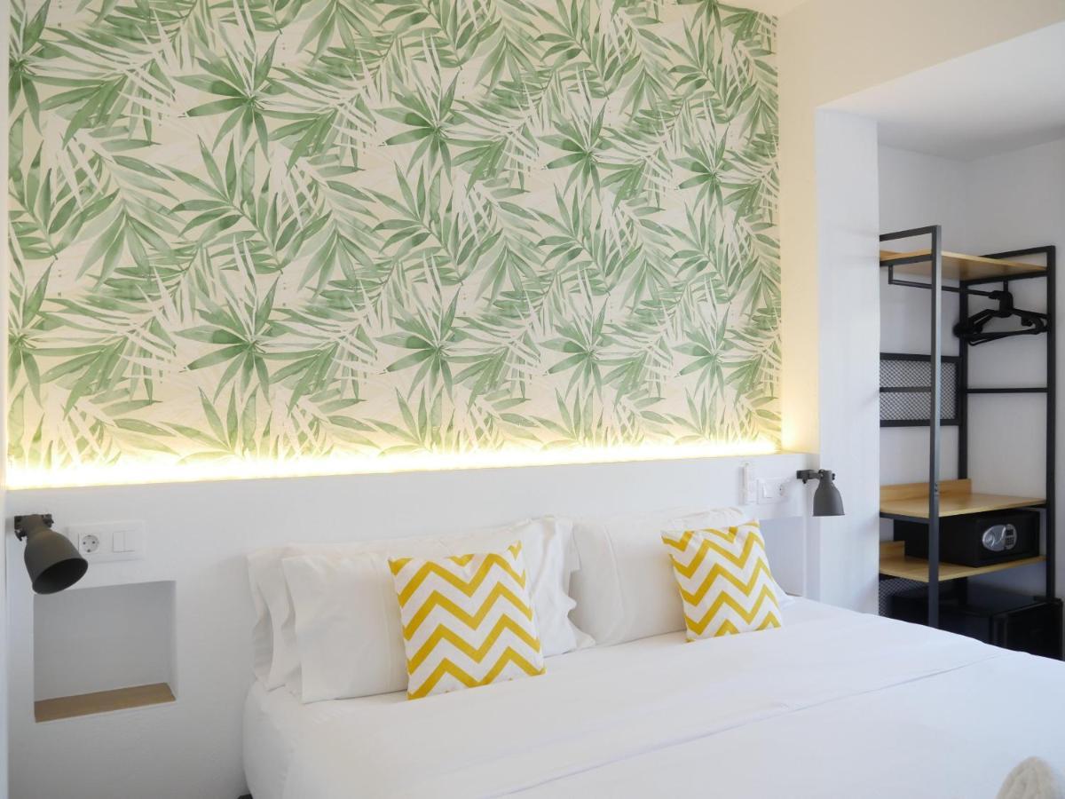 Nanit Rooms Ibiza Hostal Santa Eularia des Riu Bilik gambar